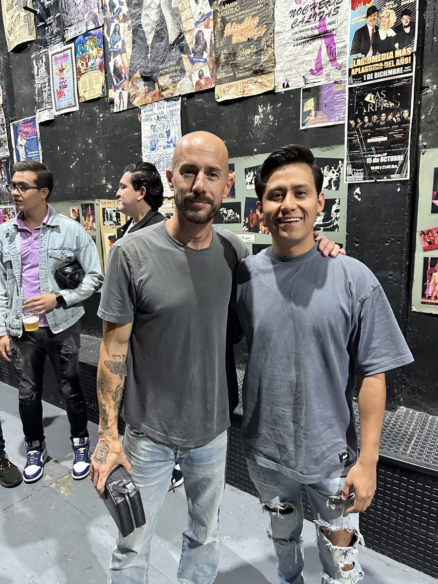 Julio Iero con una de sus autoridades y mentores