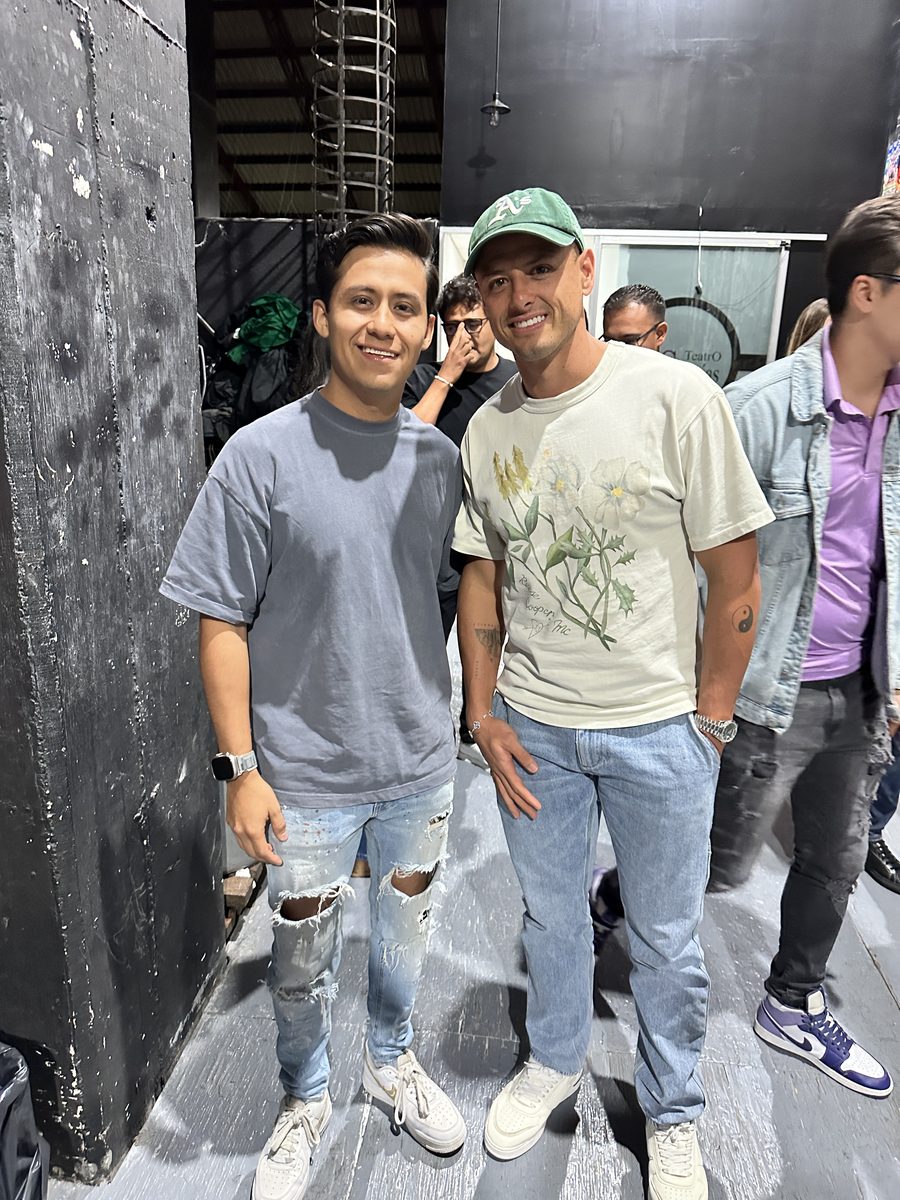 Julio Iero con una de sus autoridades y mentores